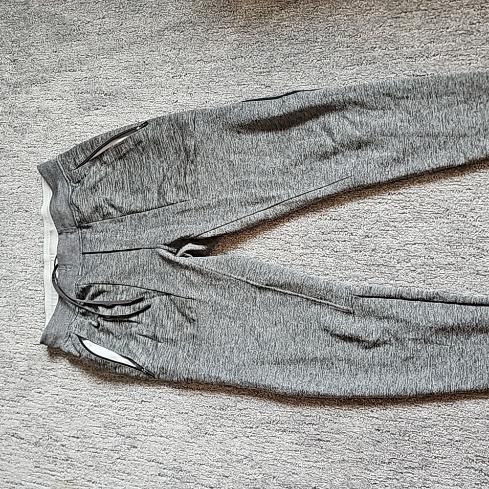Lululemon sweatpants